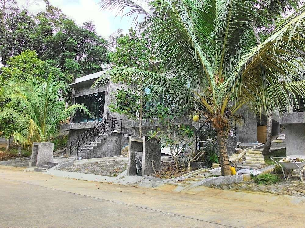 Phuchada Residence