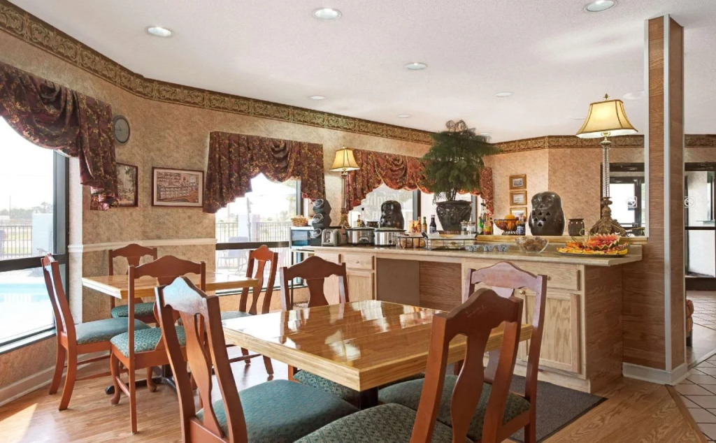 Hallmarc Inn & Suites of West Memphis