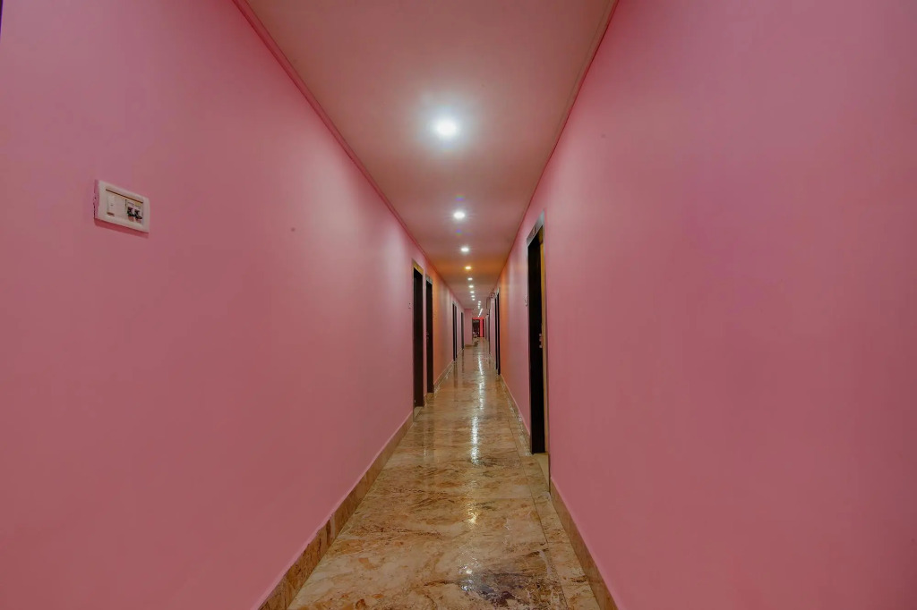 FabHotel Bodhi Vihar