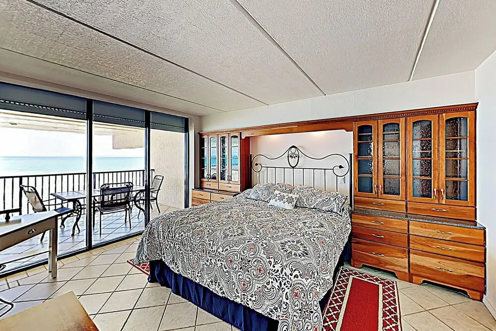 Luxury Perks, Corner 3br: Suntide III - Unit 1001