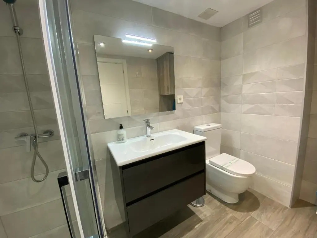 Apartamentos Dos Torres Frodo - Parking privado gratis