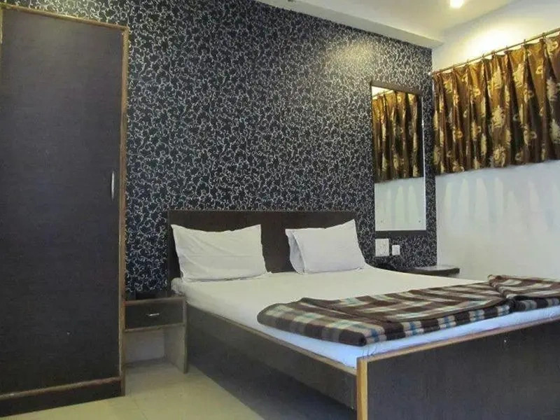 Hotel Meera Inn
