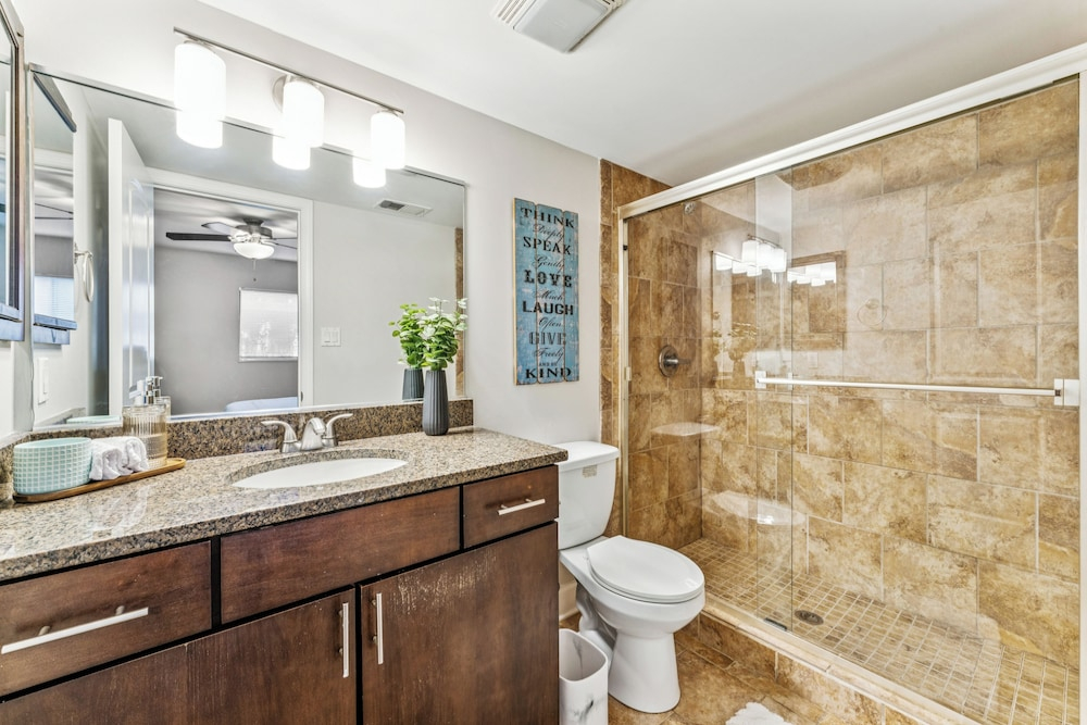 Walk to Main Street: Kansas City Vacation Rental