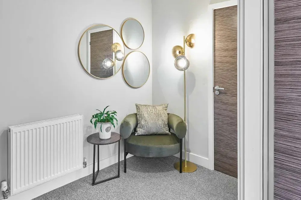 Host Stay Chic Townhouse by the Docks
