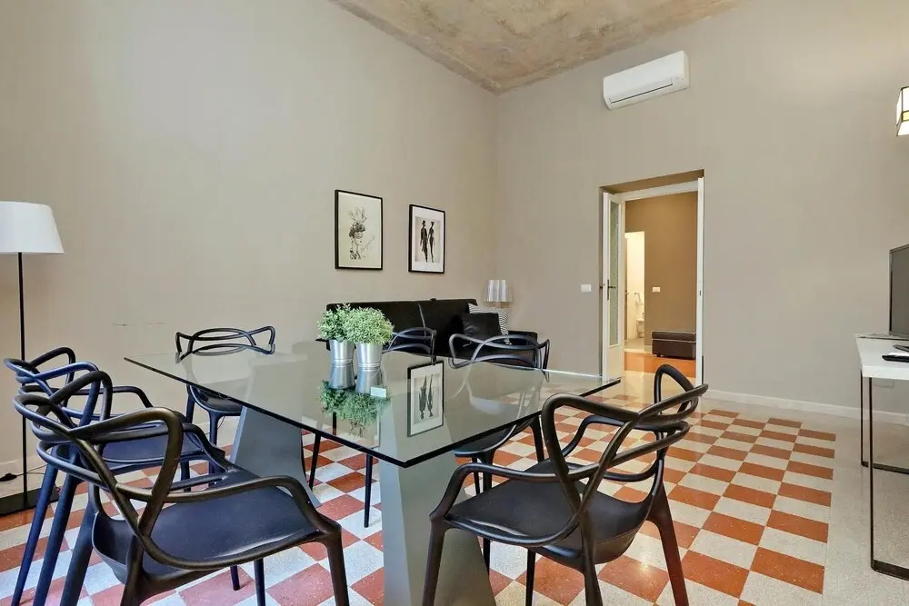 Rm-h501-pale6c2 Monti Apartments - M7