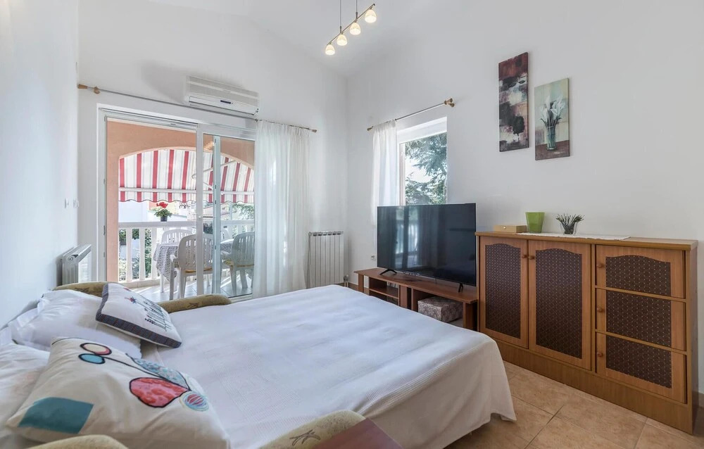 Awesome Apartment in Vodnjan With 1 Bedrooms and Wifi