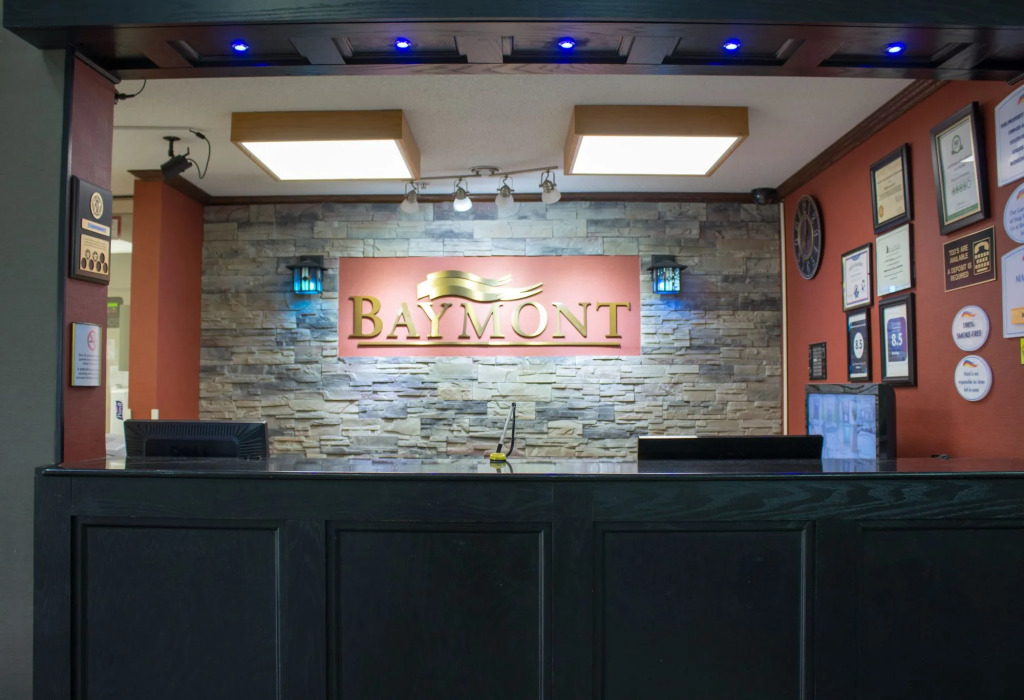 Baymont Inn and Suites Springfield