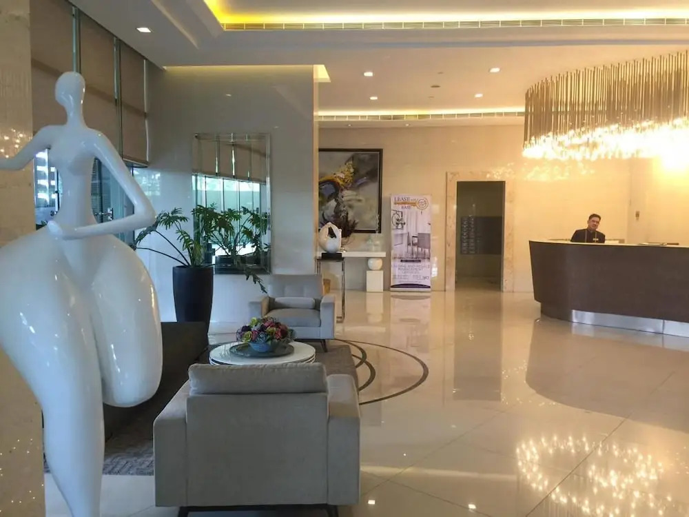 8 Forbes Town Road Suite