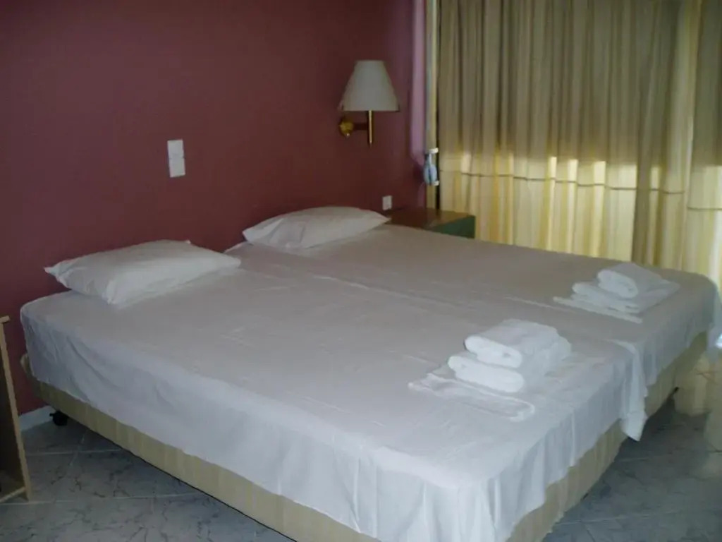Riviera Hotel