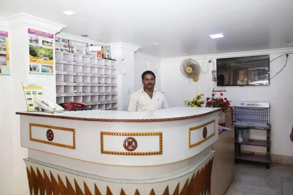OYO 17442 Hotel Ashoka