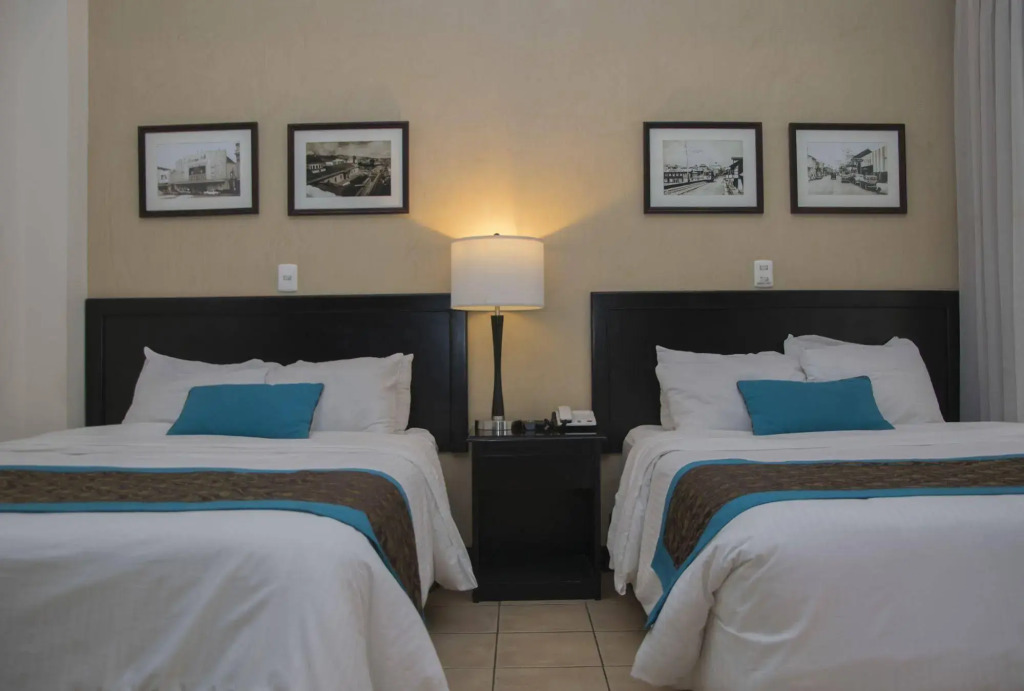 Hotel Colonial