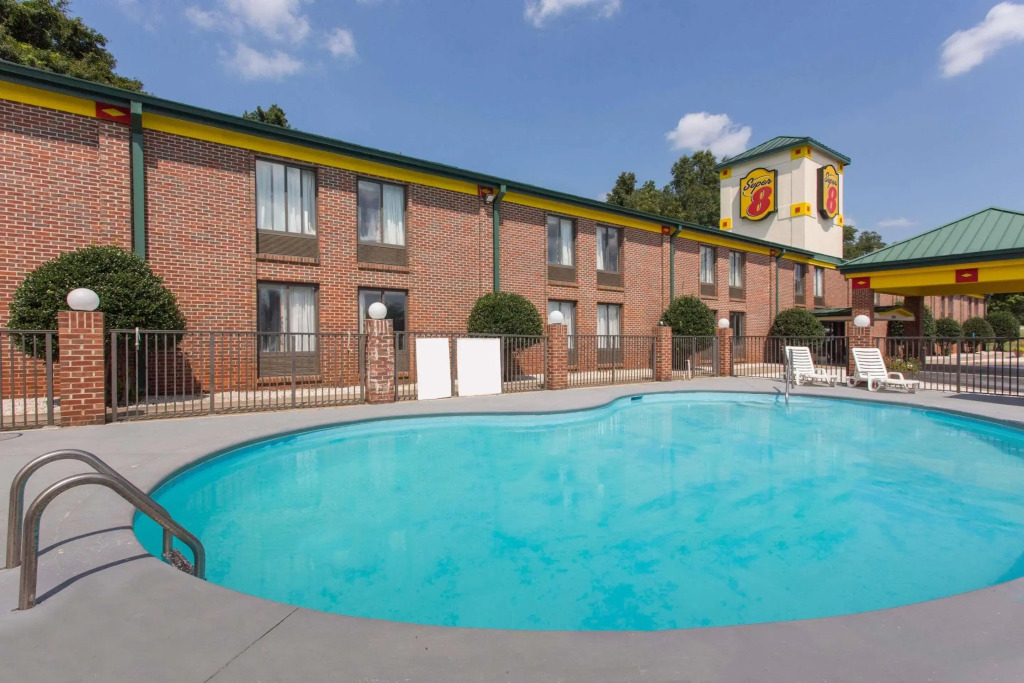 Super 8 By Wyndham Spartanburg/I-26 Exit 22