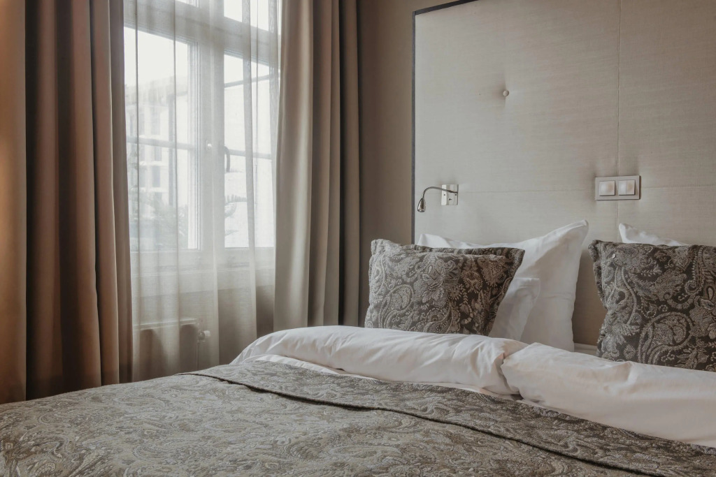 Home Hotel Folketeateret