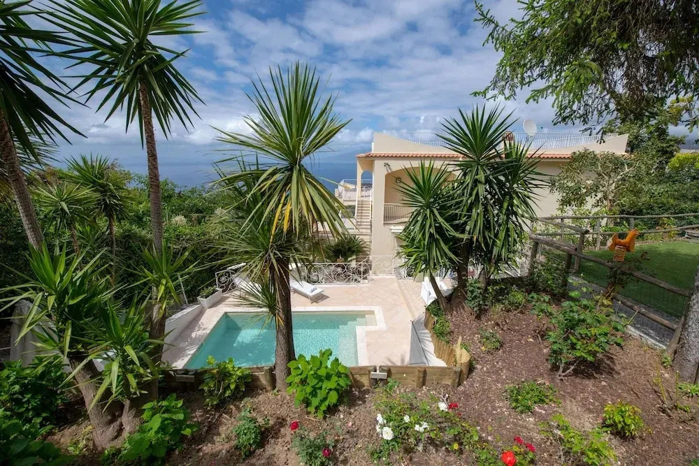 Villa With Panoramic Vesuvius And Sorrento Views With Private Pool