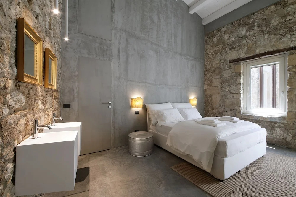 ISONZO SUITES
