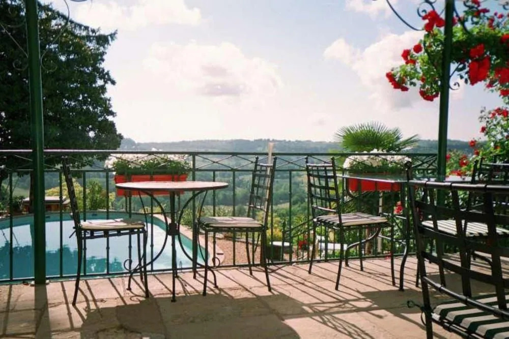 Hotel le Saint-Robert