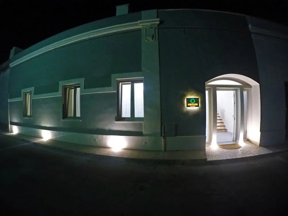 A casa tu zi Melu
