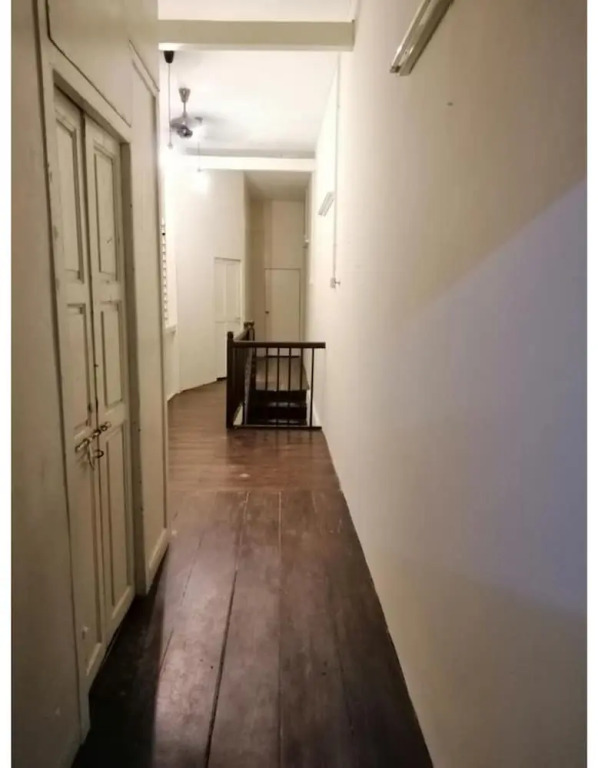 Third Street Station - Hostel