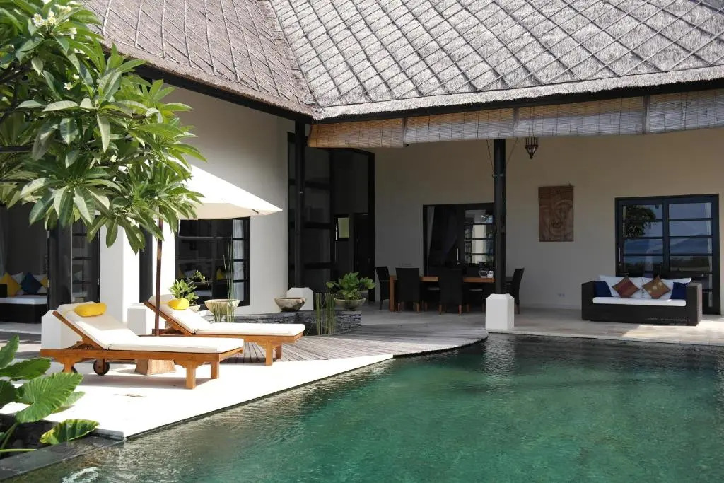 Villa Banjar Beach