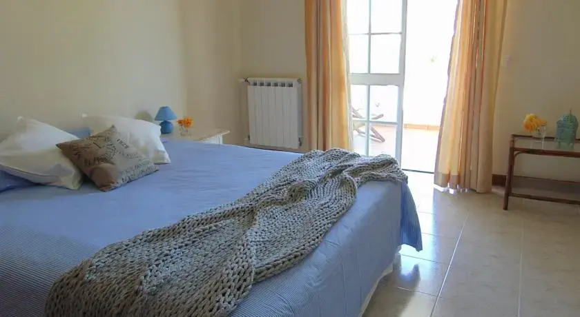 Quinta do Alto - Surf & Guesthouse