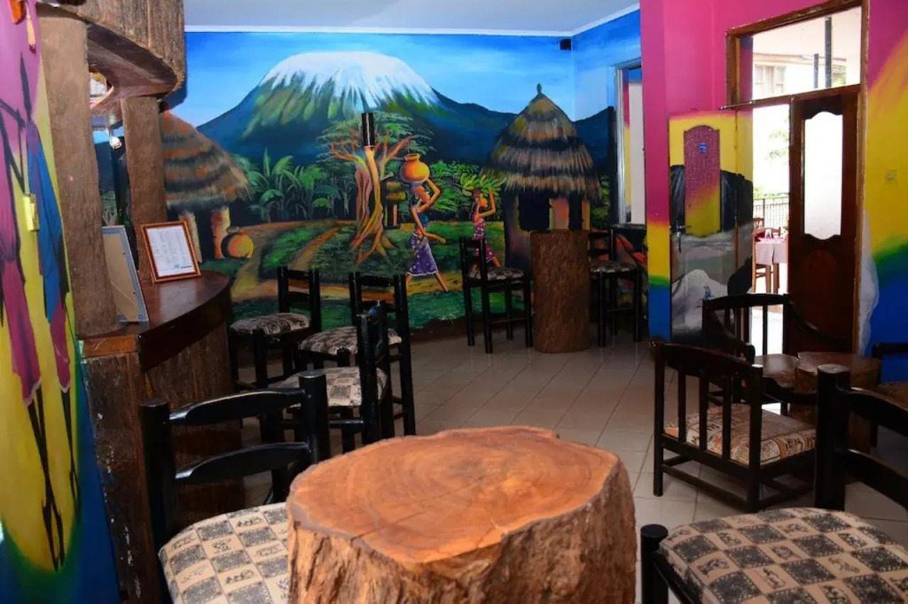 Keys Hotel Mbokomu Branch