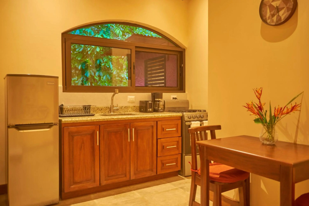 One Bedroom Villa on 20 Acres of Nature! "Bird Paradise"