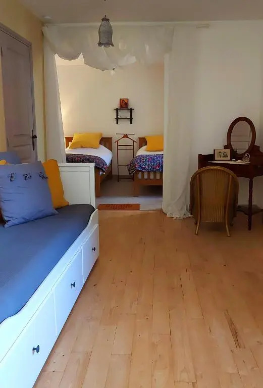 Les Cèdres