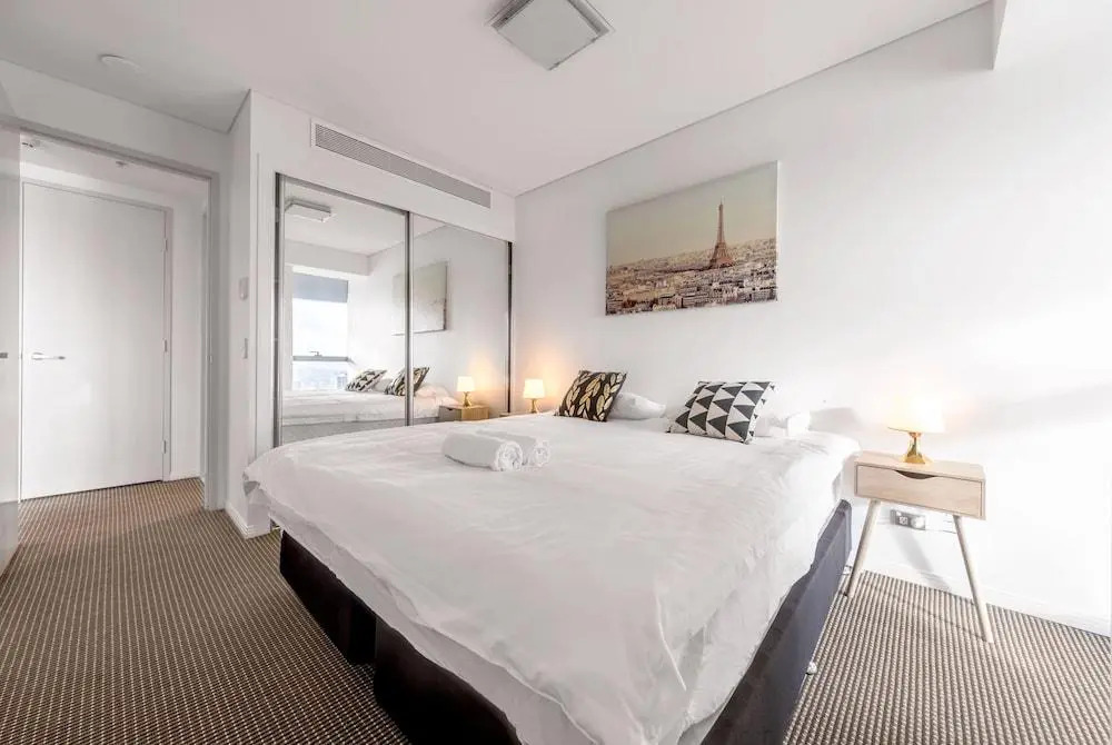 Airhome Brisbane CBD Apartments