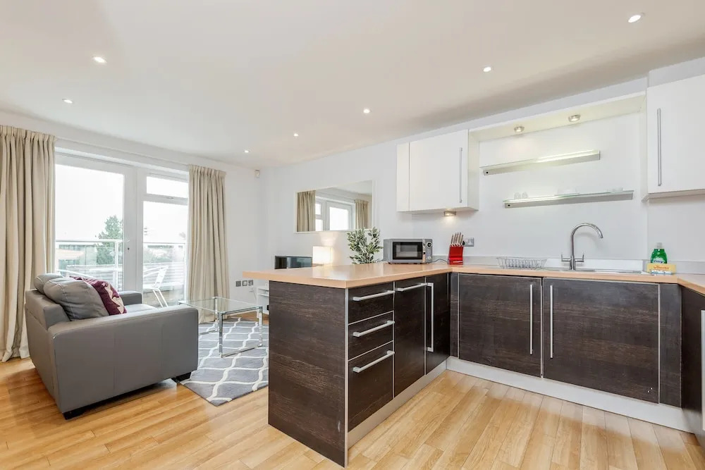 Roomspace Serviced Apartments - Abbots Yard