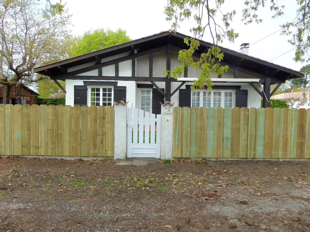 House With 3 Bedrooms in Andernos-les-bains, With Enclosed Garden - 500 m From the Beach