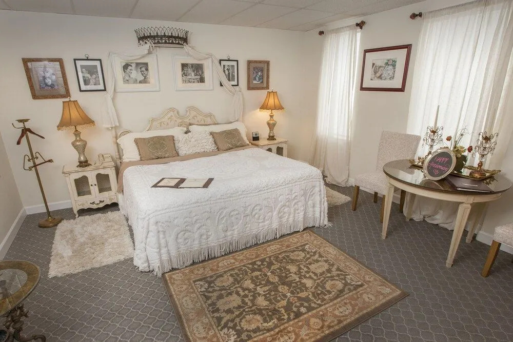 Seminole Inn