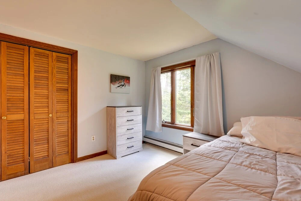 Mendon Home w/ Hot Tub, Fire Pit & Near Skiing!