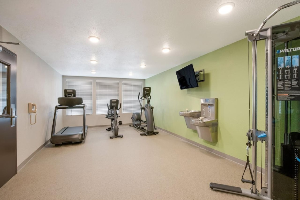 WoodSpring Suites South Brunswick - Princeton