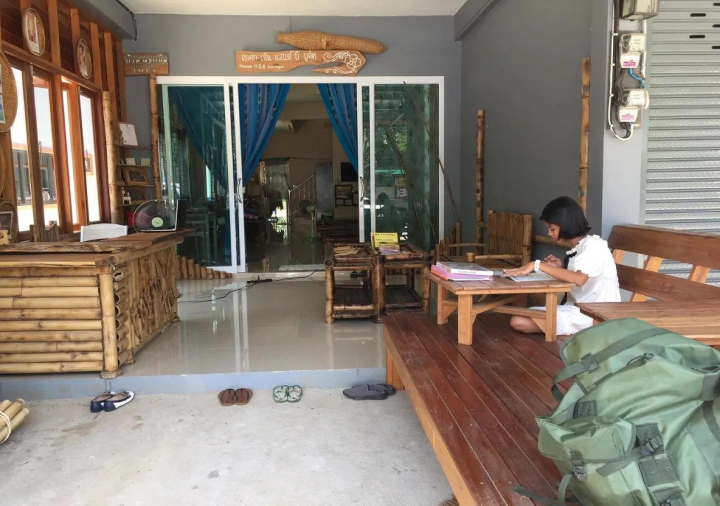khaosok N & B Boutique