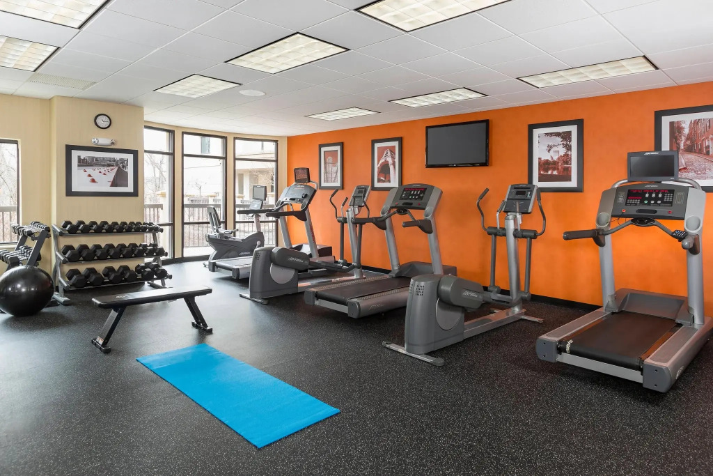 Courtyard by Marriott Boston Natick