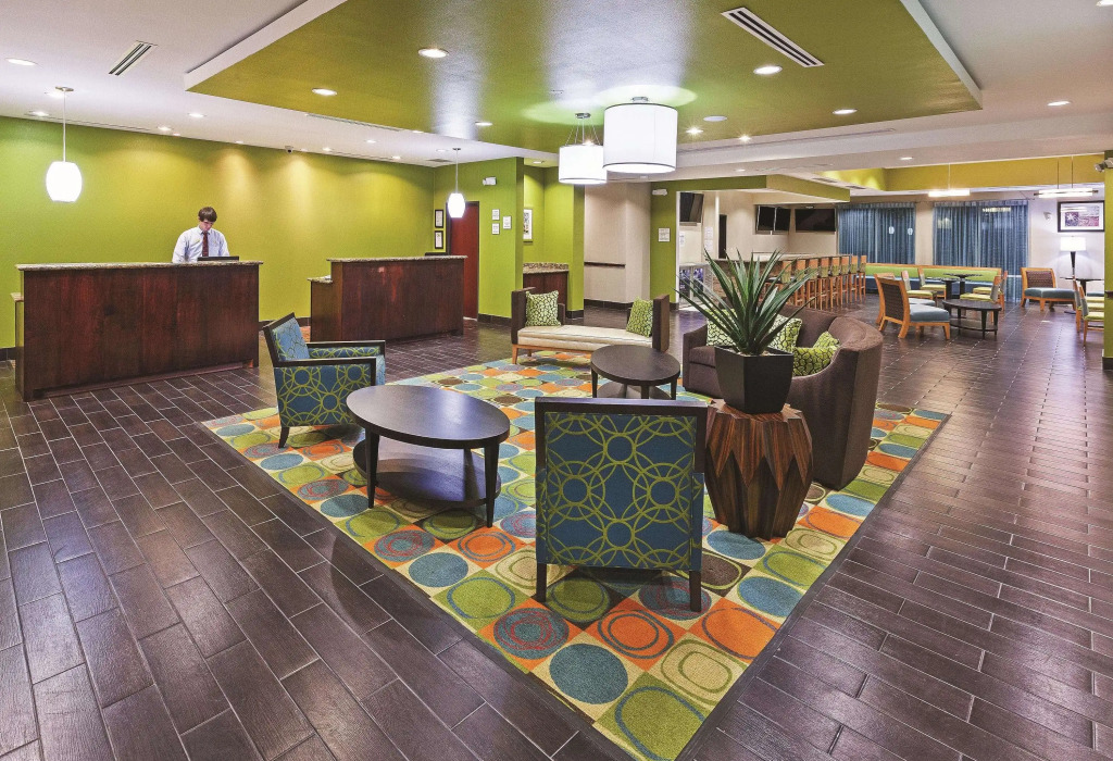La Quinta by Wyndham Houston Willowbrook