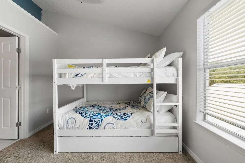 Coral Crab 2 Bedroom Townhouse by RedAwning