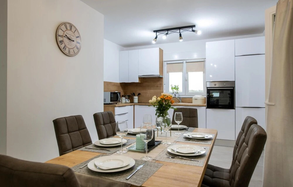 Gorgeous Home In Radeki Glavica