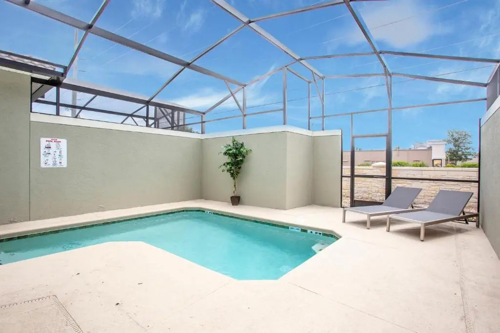 Splendid Four Bedroom Close To Disney w/ Pool 4987