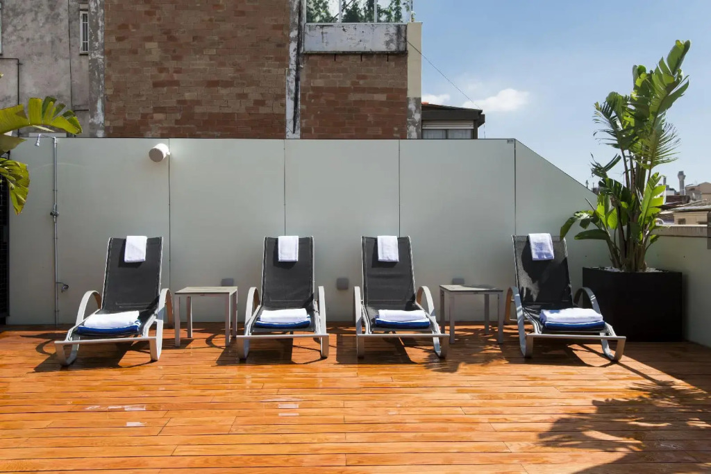 Ako Suite Hotel