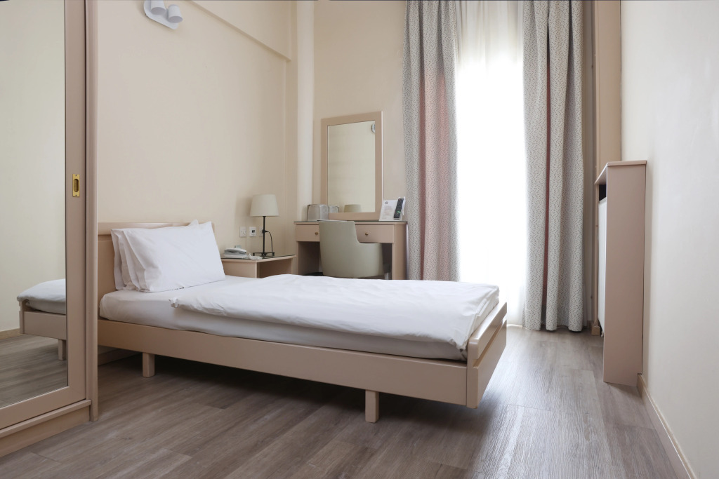 Abc Hotel