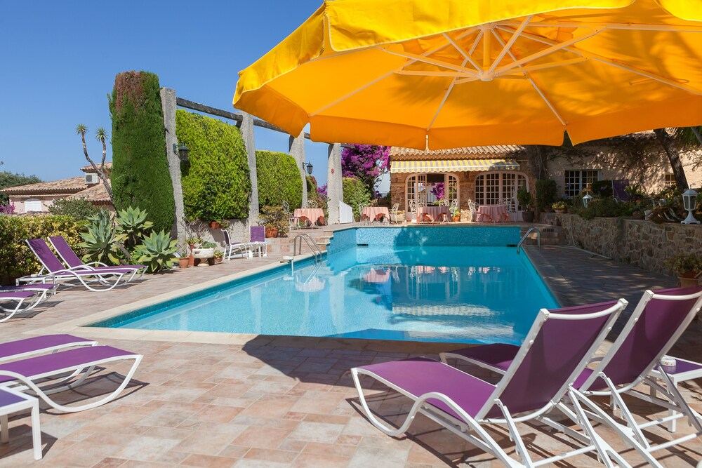 L Escapade Hôtel & Restaurant