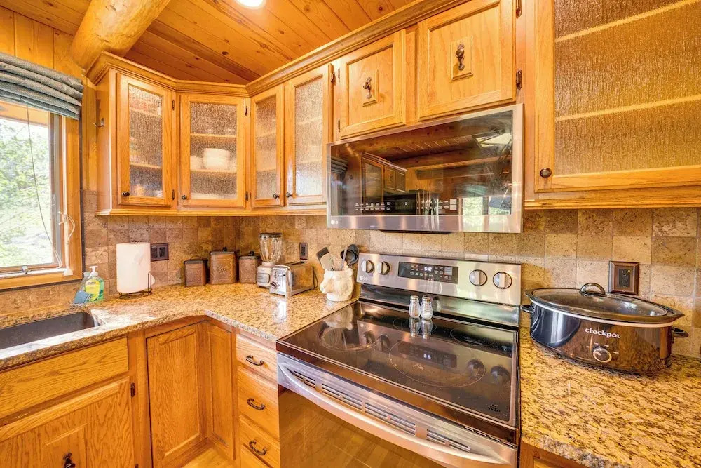 Lake & Mtn Views: Spectacular Grand Lake Home