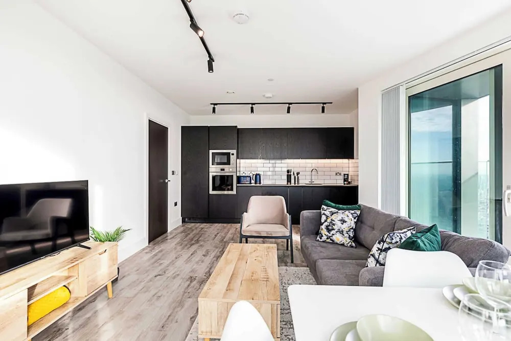 High Rise Apartment in Acton