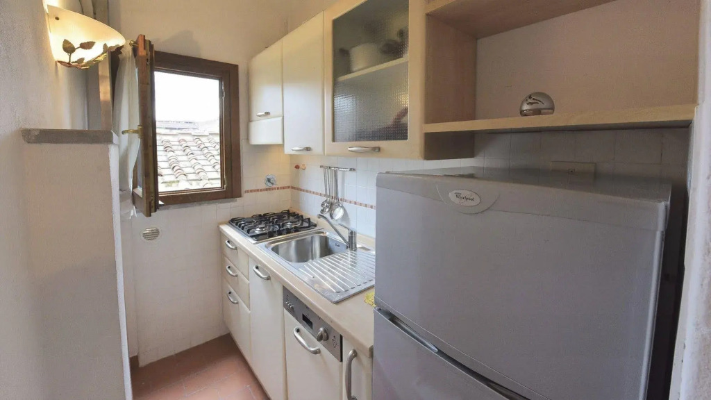 Sani Tourist House