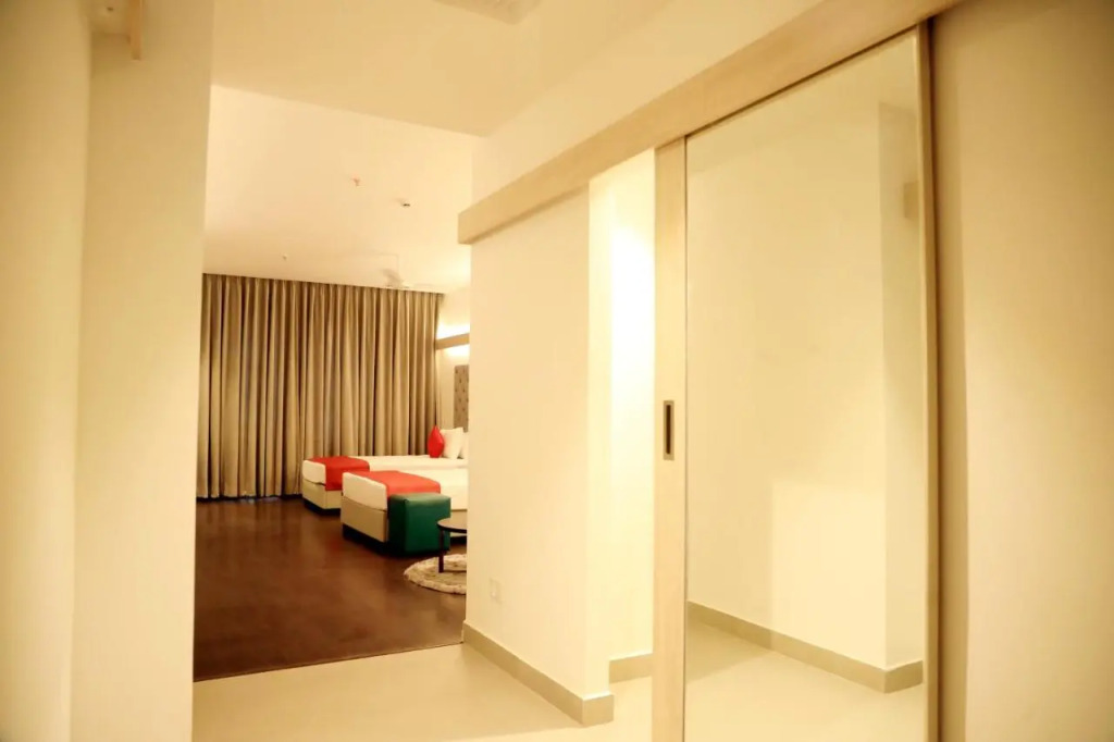 Hotel Deccan Serai Grande, Gachibowli, Hyderabad