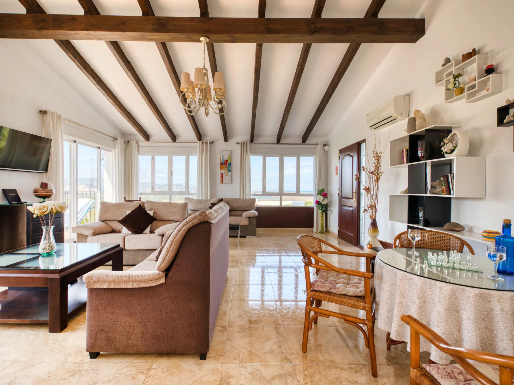 Holiday Home Isabel by Interhome