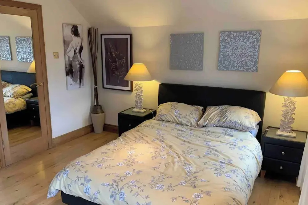 2-Bedroom Cottage with 2 Ensuites - Sleeps 6 Wifi