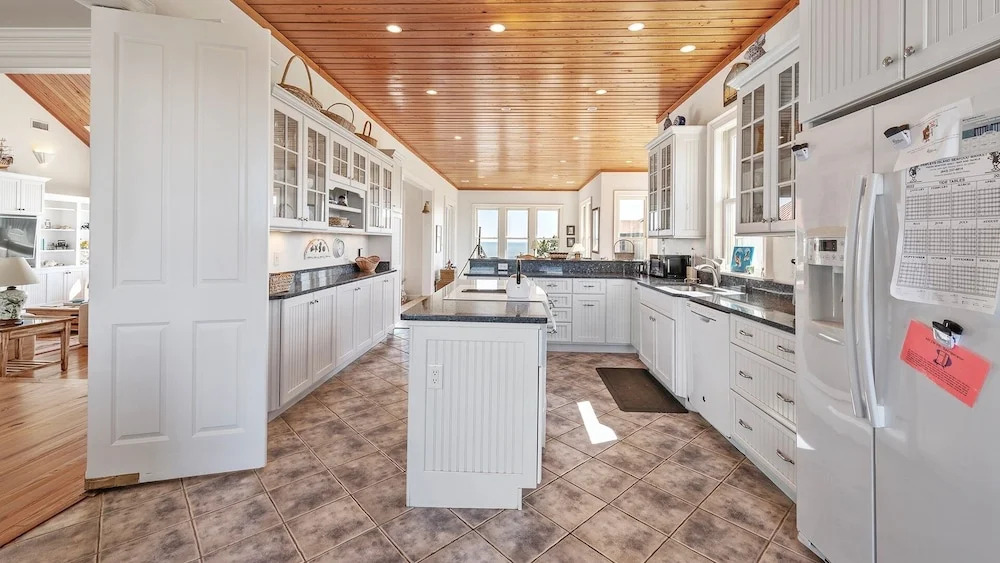 Out Of This World Beachfront Home 6 Bedroom Home by Peace Vacations