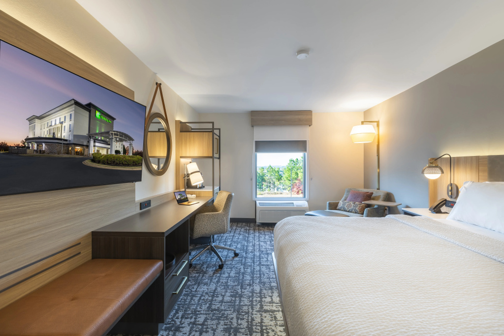 Holiday Inn Anderson by IHG